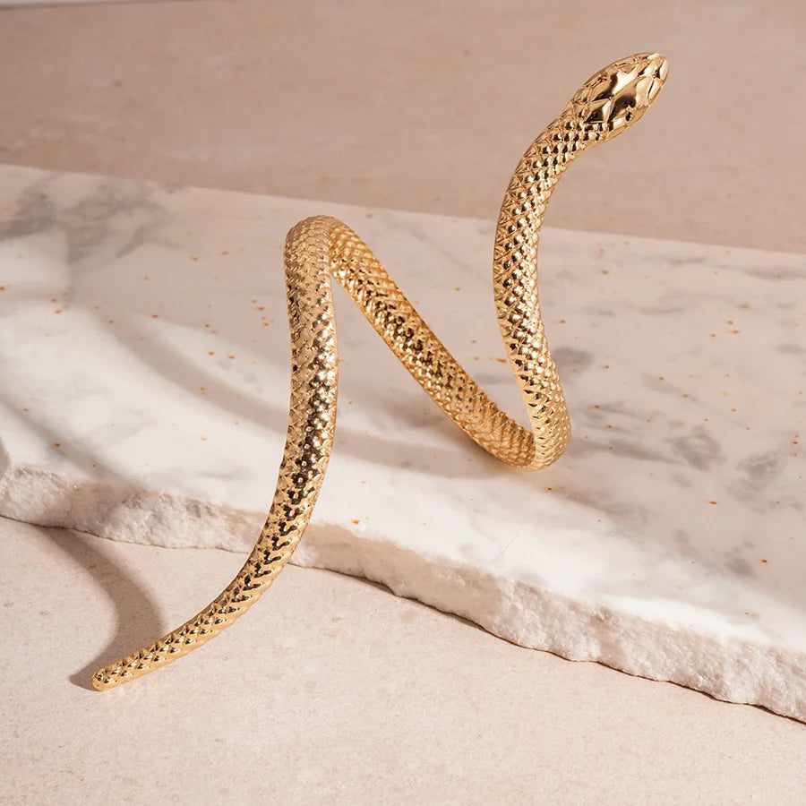 Serpent’s Embrace Set