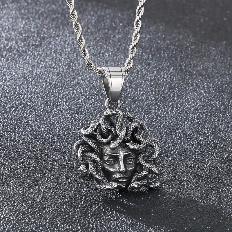 Gorgon Glance Chain