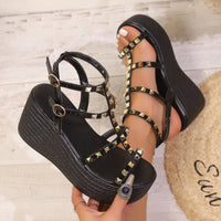 Bella Studs Platforms