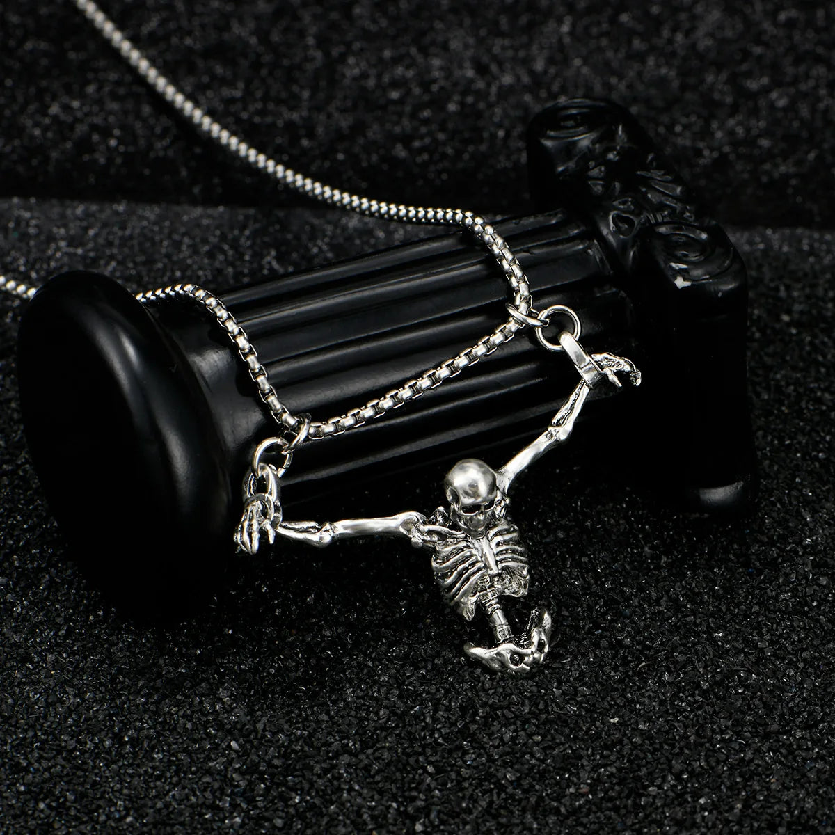 Skeleton Remains Duskfall Chain