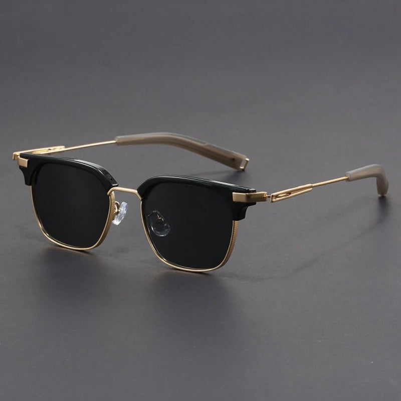 Traveller Shades