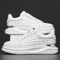 Saint-Tropez Oversized Glides